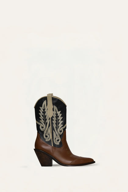Alma Latina Boot