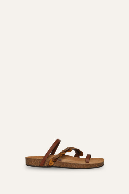 Reliquia Del Amanecer Dorado Sandal