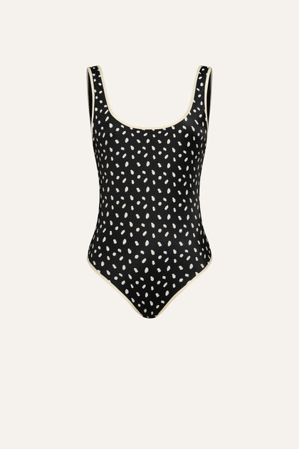 Essential Line One Piece